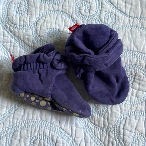 Zutano navy booties - 12mo